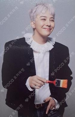 wrtn G-DRAGON photocard image