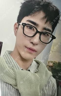 2025 SEASON'S GREETINGS [THE HIDEOUT OF YOUTH] HARIN photocard image
