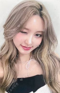 IVE GAEUL 的小卡圖片