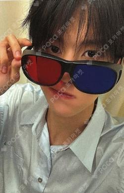 Electric Heart : Born to Glow FANPLEE KYUNG MIN photocard image