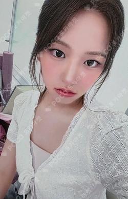 CLIO YUJIN photocard image