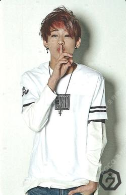 1st OFFICIAL GOODS 'PURE' PHOTO CARD SET BamBam photocard image