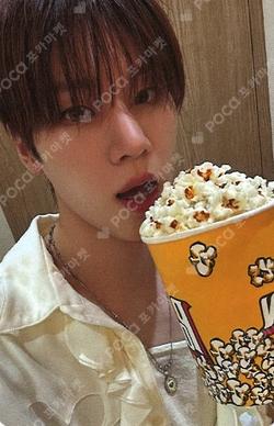 Electric Heart : Born to Glow FANPLEE YOON SUNG photocard image