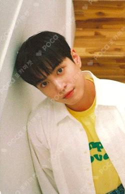 OMEGA X DEBUT 3rd ANNIVERSARY POP-UP STORE LUCKY DRAW HWICHAN photocard image