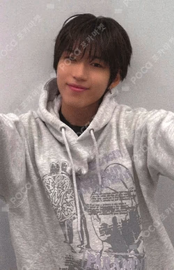 YOUNI-T FANPLEE DEY photocard image