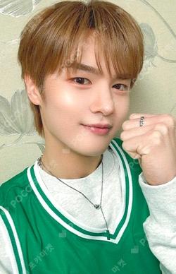 BUFF SOUND WAVE POP-UP STORE CARD MIRROR