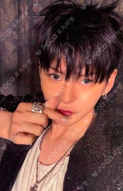 LOVE PULSE HMV YOSHI photocard image