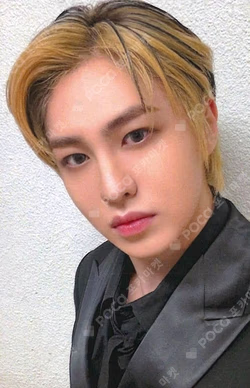 2025 9 Promotional Event AYDEN photocard image