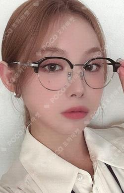 2025 SEASON’S GREETINGS [GOOD MORNING, THIS IS Bcompany!] YES24 SUHYEON photocard image