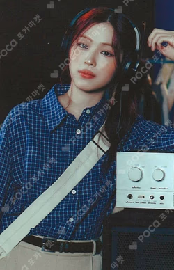 ITZY The 4th Fan Meeting 있지 믿지, 날자! “ON AIR” TRADING CARD