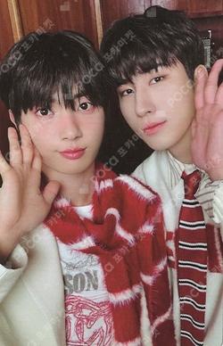 SECRET SANTA Unit photocard image