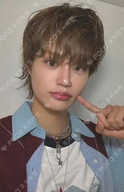 UPSIDE DOWN kiwee ALBUM VER. UP Ver. LEE DAE HWI photocard image