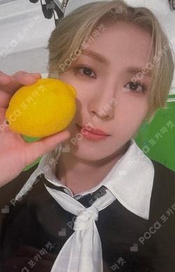 GO Chapter 1 : GO Together BROADCAST YONGHEE photocard image