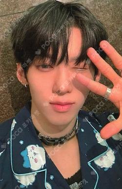 LOUD & PROUD SOUND WAVE KAMDEN photocard image