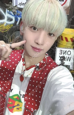 HOUSE OF TRICKY : HOW TO PLAY COMEBACK SHOW WITHMUU YUJUN photocard image