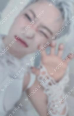 HAPPY BURSTDAY YIZHIYU LUCKY DRAW HOSHI photocard image