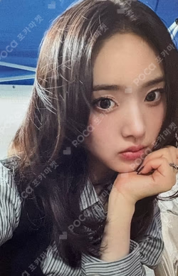 DANCING ALONE WITHMUU LEESOL photocard image