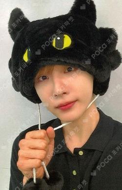 UPSIDE DOWN APPLEMUSIC JEON WOONG photocard image