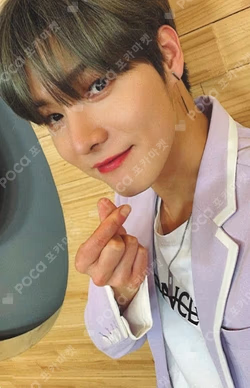 Planet Nine : VOYAGER EVERLINE YONGHOON photocard image