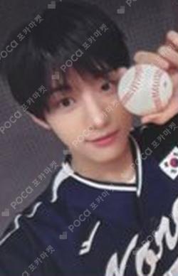 I did it. MAKESTAR JANGYONGHOON photocard image