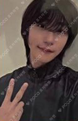 I did it. SOUND WAVE LUCKY DRAW PARKWONBIN photocard image