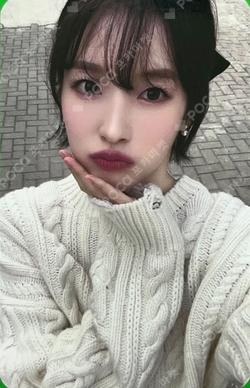 oh my land FUR POUCH ARIN photocard image