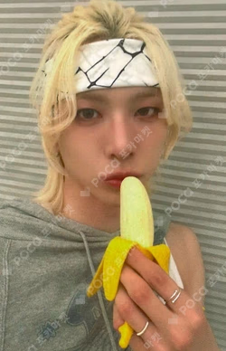 LOUD & PROUD SOUND WAVE JIHO photocard image