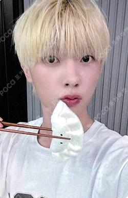 WE : Dream Chaser b.stage+ LUCKY DRAW KANGHYUN photocard image