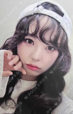 Day & Night fromm store HANA photocard image