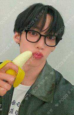 LOUD & PROUD SOUND WAVE KAMDEN photocard image