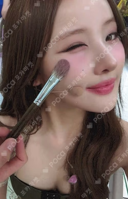 224 QQ MUSIC BELLE photocard image
