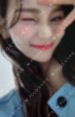 HAPPY UMJI DAY EARPHONE CASE UMJI photocard image