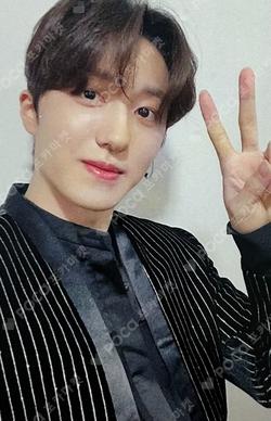 TURN OVER WONDERWALL CHA NI photocard image