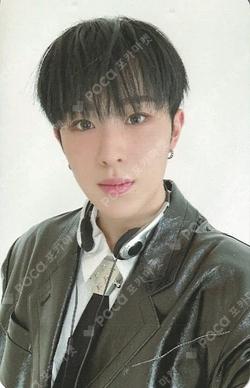 O-RLY? POP-UP STORE LUCKY DRAW HYUI photocard image