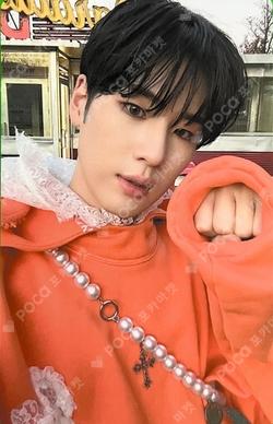 8TURNRISE RISE VER. YOON SUNG photocard image