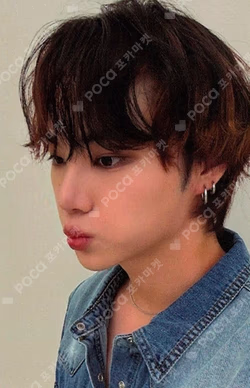 LOUD & PROUD OFFLINE CAFE EVENT SIYUN photocard image