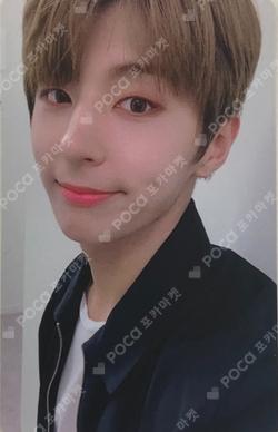 GOLDENNESS 1st Generation Y photocard image