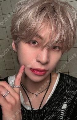 ONE HEARTED EVERLINE JIHO photocard image