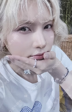 NMIXX 1ST FAN MEETING 'NSWER VACATION' REWARD