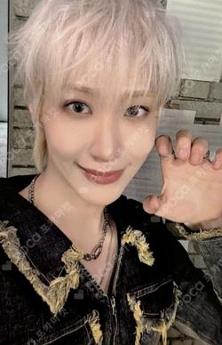 WE : Dream Chaser Dream Chaser ver. DONGMYEONG photocard image