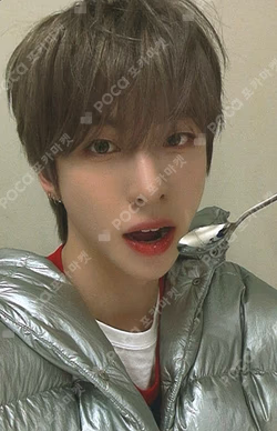 ONE HEARTED JUMP UP JIHO photocard image