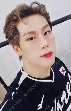THE X MAKESTAR JOOHONEY photocard image