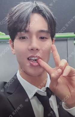 2025 MONSTA X CONNECT X RANDOM PHOTOCARD PACK