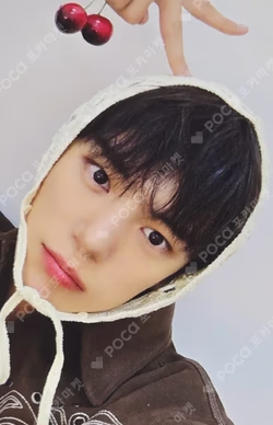 THE X APPLEMUSIC MINHYUK photocard image