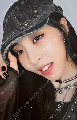 laundri SOFTENER ver. Moon Byul photocard image