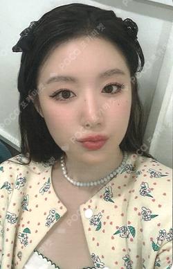 We are EVERLINE LUCKY DRAW SHUHUA photocard image