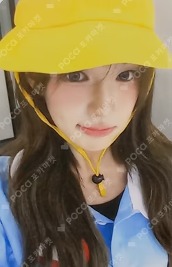 Not Just Pretty POSTERBOOK Ver. WITHMUU LUCKY DRAW Ryu Sa Rang photocard image