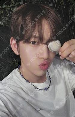 I did it. BROADCAST KIMMINJAE photocard image