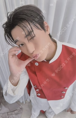 ATEEZ X ANITEEZ POP-UP EXHIBITION & STORE ANITEEZ IN THE CALLING PVC POCKET SHOULDER BAG