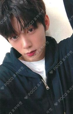 HOT MESS JUMP UP LEEJEONGHYEON photocard image